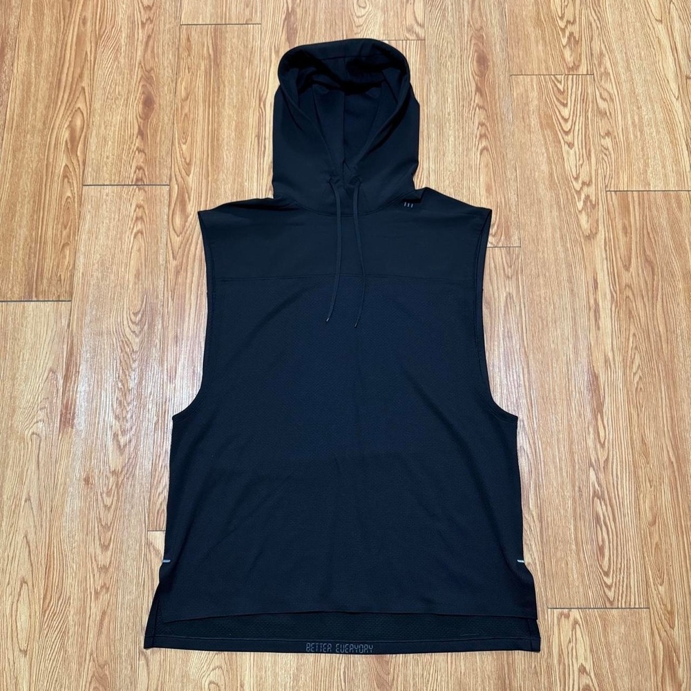 Lululemon Men's Warm Up Sleeveless Gym Hoodie Fits Medium Black Athletic
